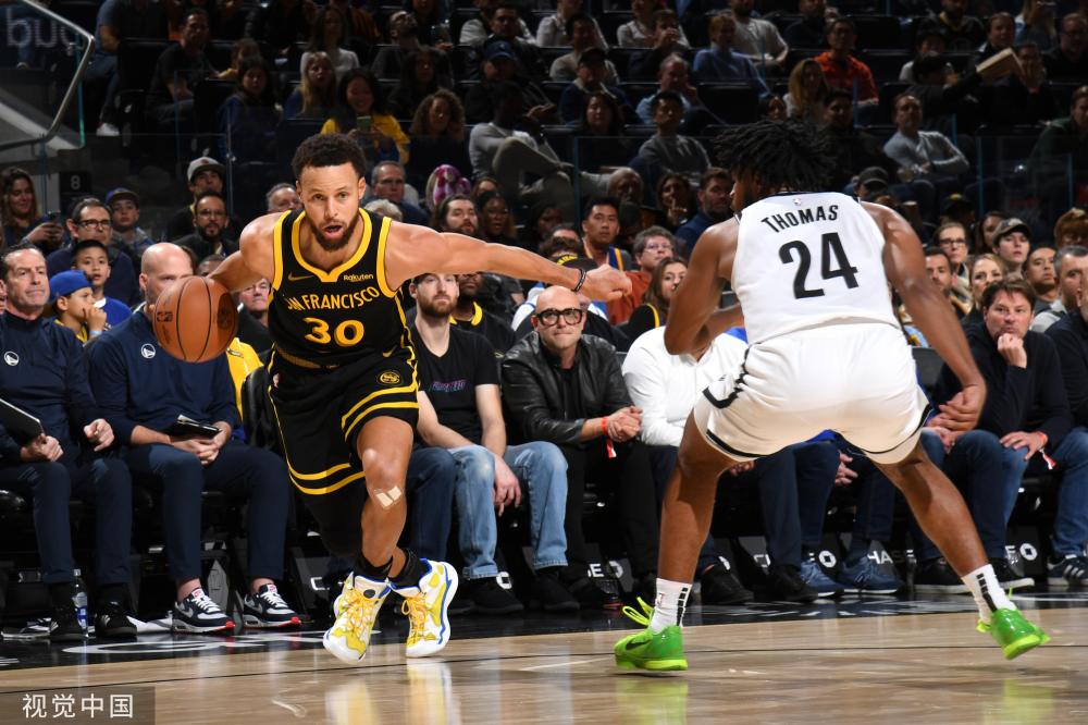 德比战中的 德比战中的